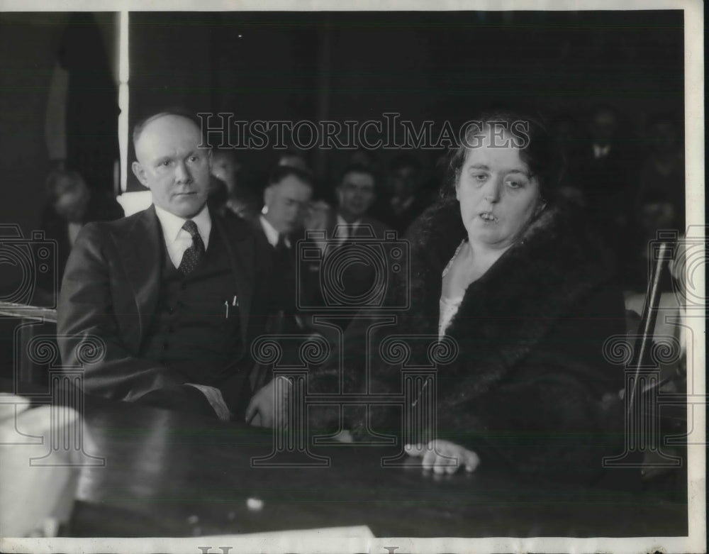 1931 Press Photo Mrs. Mable Walker At Inquest - Historic Images