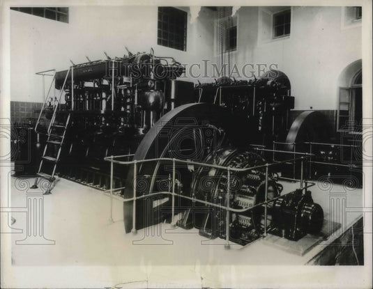 1931 Vatican Radio Station Dynamo Room Papal City - Historic Images