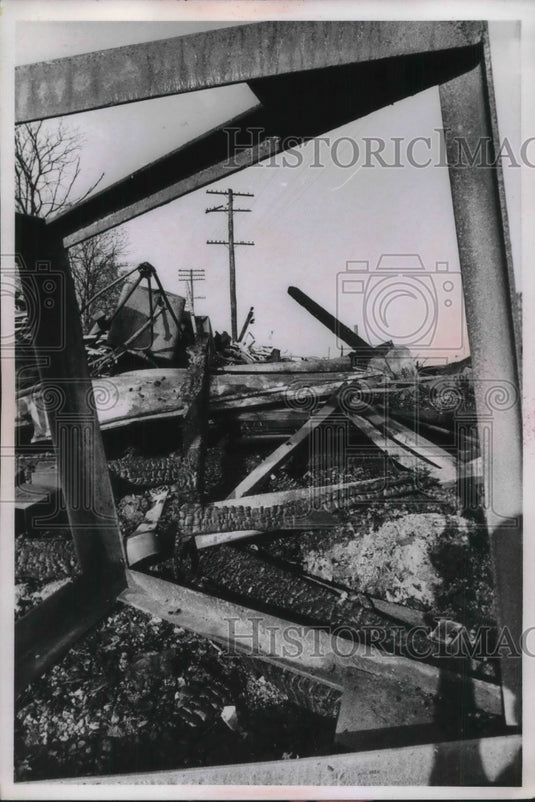 1968 Fire destroys business Forest City Material Co. - Historic Images