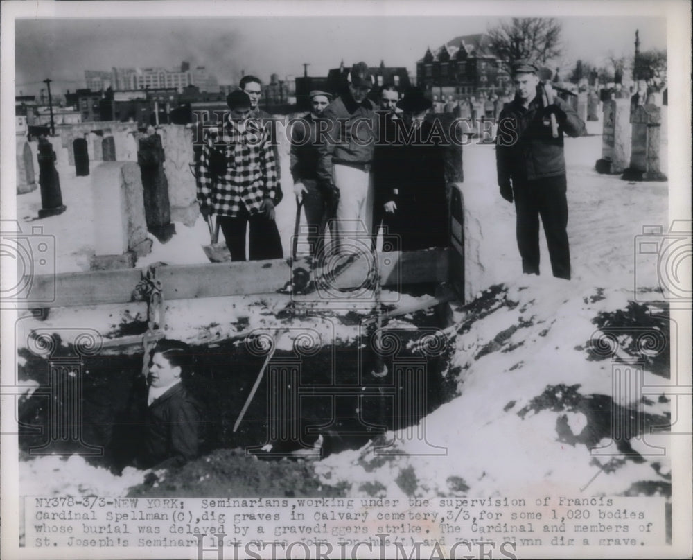 1949 Francis Cardinal Spellman Supervises As Seminarians Dig Graves - Historic Images