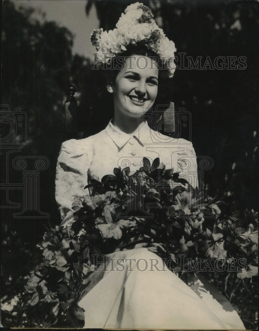 1941 Press Photo Palatka, Fla, Kathleen Turner crowned Azalea Queen for 1941 - Historic Images