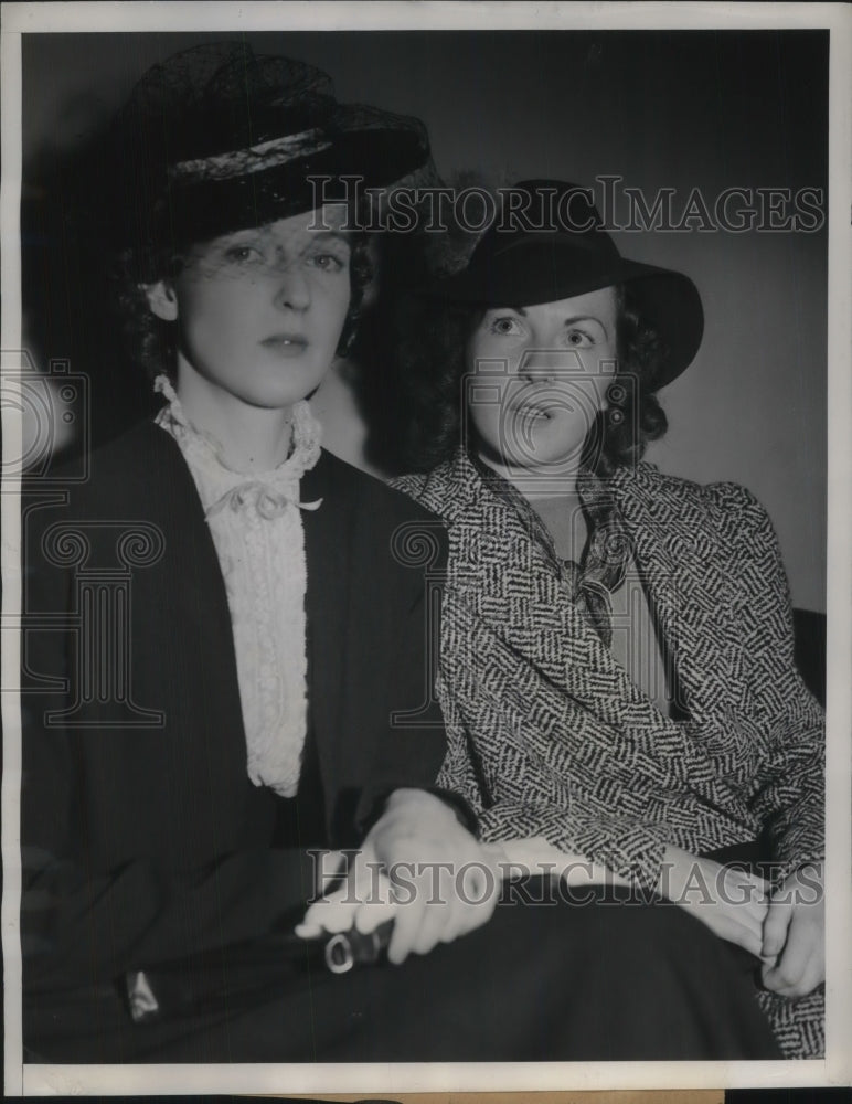 1939 Mrs Frances McDonald, sis Marjorie O&#39;Hara, murder charges - Historic Images