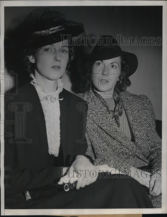 1939 Mrs Frances McDonald, sis Marjorie O'Hara, murder charges - Historic Images