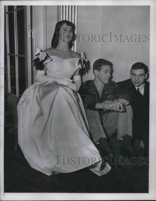 1946 Peggy Talbot, daughter of Harold E. Talbot - Historic Images