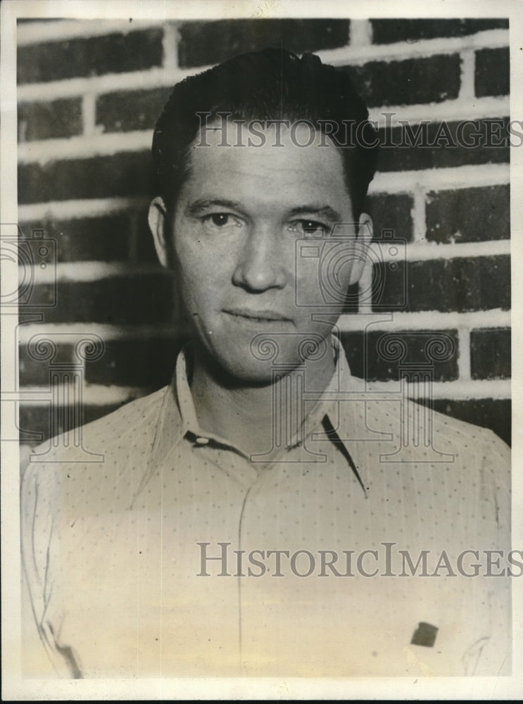 1931 Luther Berwick, at the opening of his second trial - Historic Images