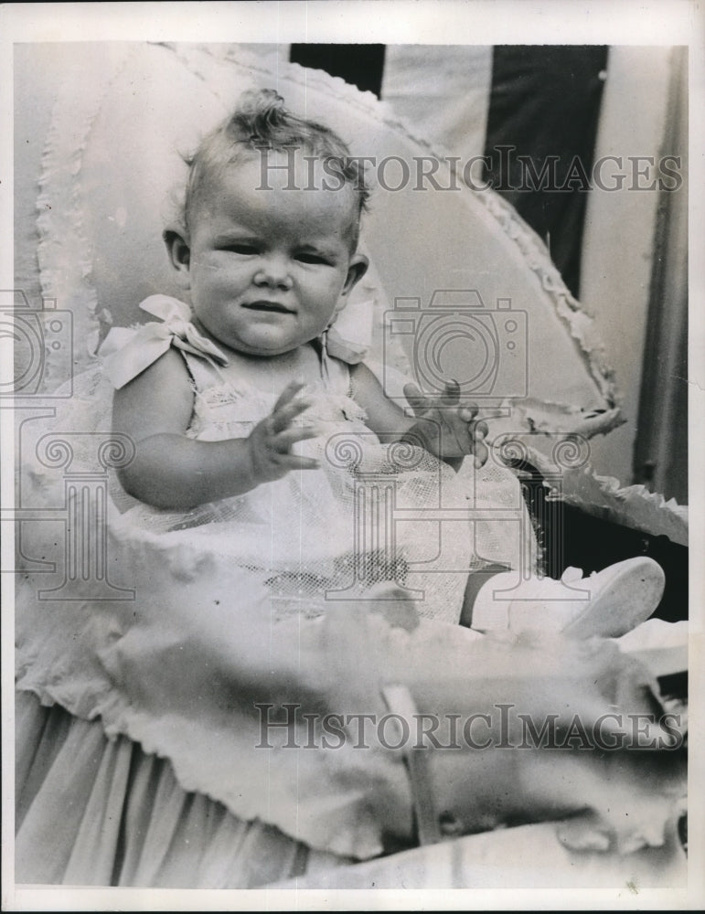 1937 Press Photo Joanne Donohue in &quot;Champion Baby&quot; contest in NJ-Historic Images