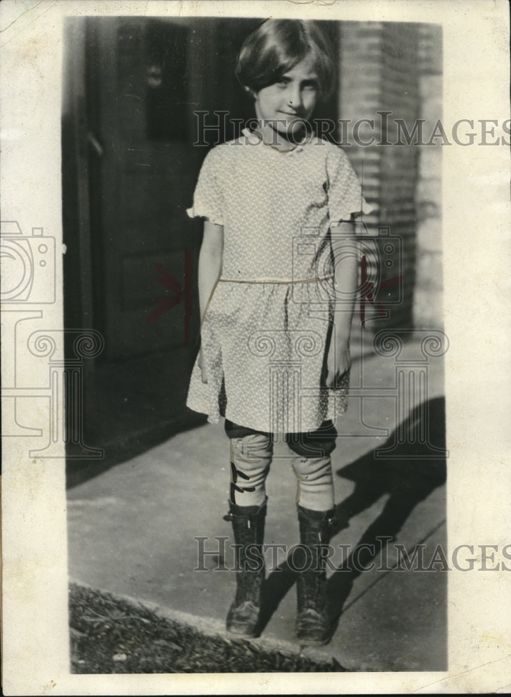 1931 Press Photo Elaine Plucker, 8, Escanaba, Michigan - Historic Images