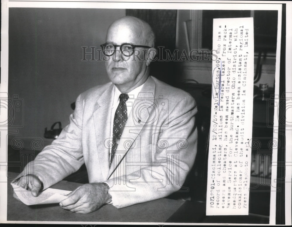 1957 Press Photo Cinncinati, Ohio Melvin Burton, IRS director - Historic Images