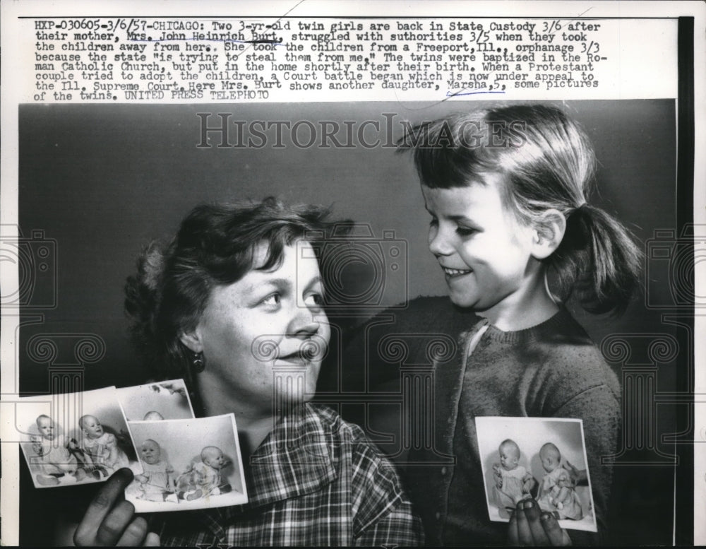 1957 Press Photo Chicago, Mrs John Heinrich Burt &amp; twins &amp; Marsha-Historic Images