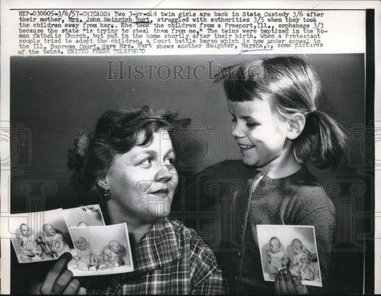 1957 Press Photo Chicago, Mrs John Heinrich Burt & twins & Marsha-Historic Images