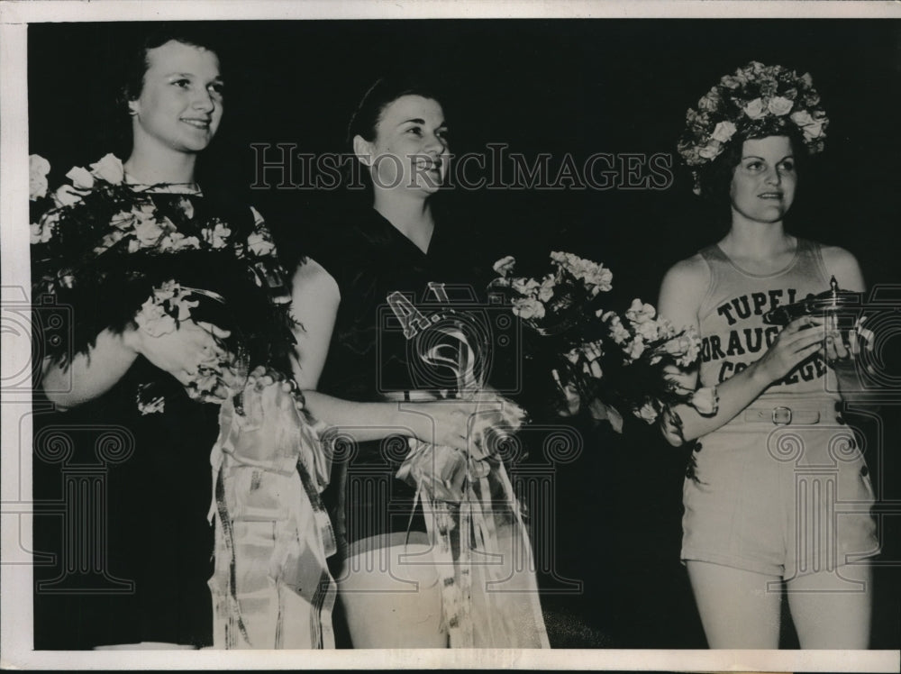 1944 Miss Ludene Duken Marie Kuechle Berdine Clough beauty honors - Historic Images