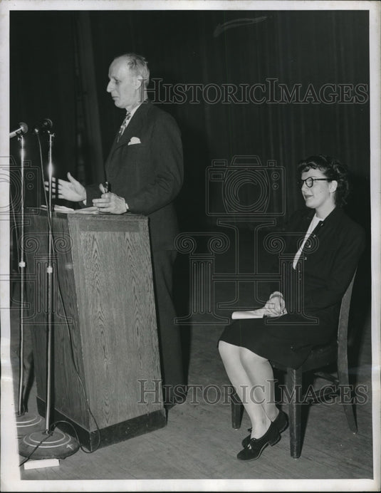 1946 Press Photo Dr George N Shuster Pres Hunter College and Arline Feinstein - Historic Images