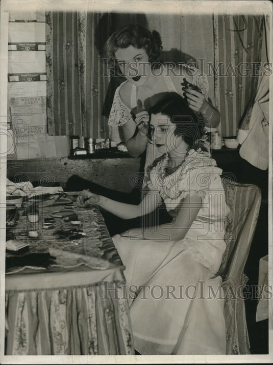 1932 Beatrice Pickens, Baqrb Newberry for a Broadway show - Historic Images