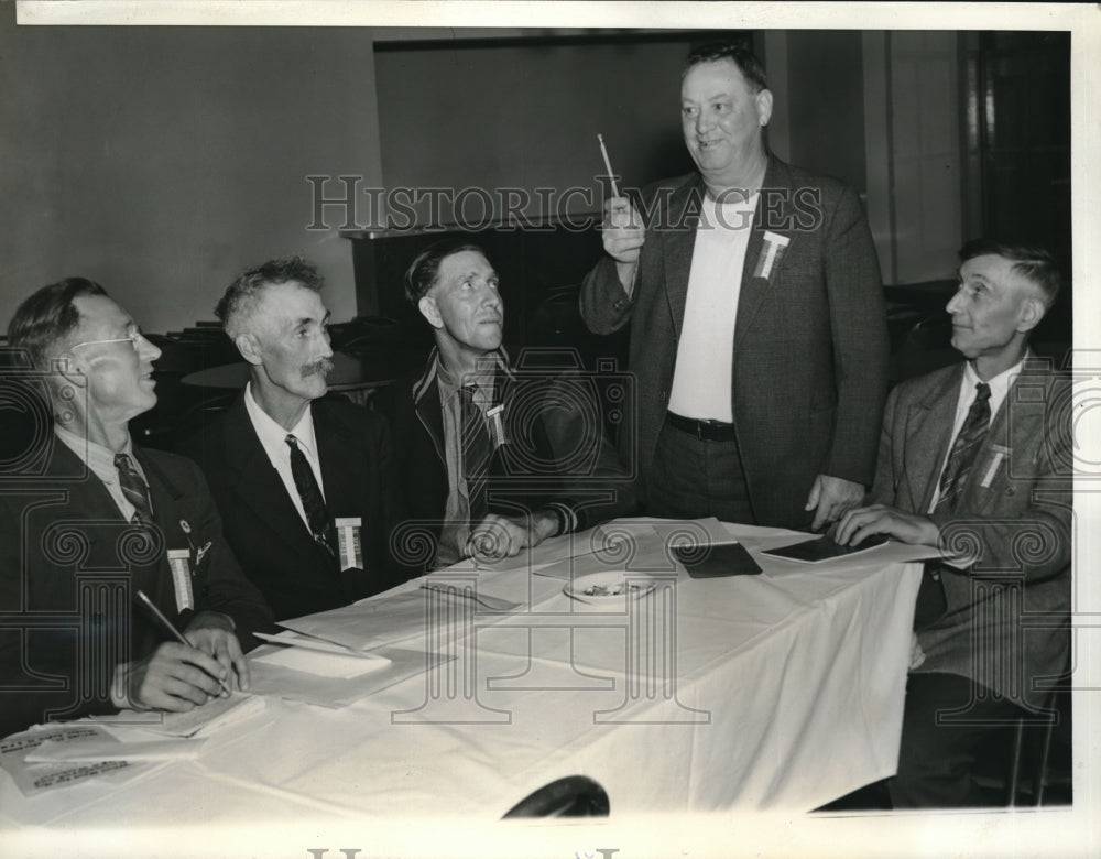 1940 Workers Alliance, G. Luetkehans, E. Stabls, M. Starkweather - Historic Images