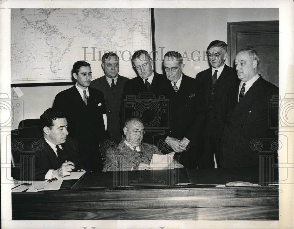 1942 Press Photo Marine Labor Union Steamship Operators Maritime Commission - Historic Images