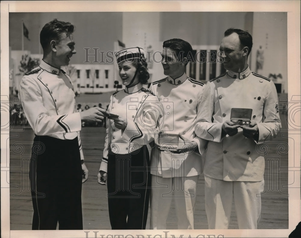 1940 Press Photo Samuel Smart &amp; Edward Staley Win Hotel Day at NY World&#39;s Fair-Historic Images