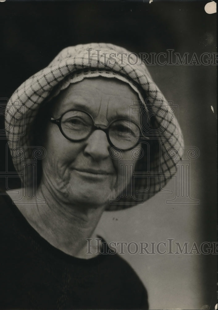 1925 Press Photo Mrs Amber Albrecht Olmsted Falls-Historic Images