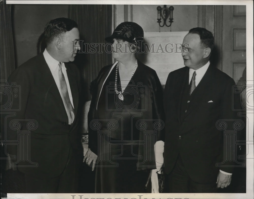 1932 Republican leaders shown before the start of the '32 convention - Historic Images