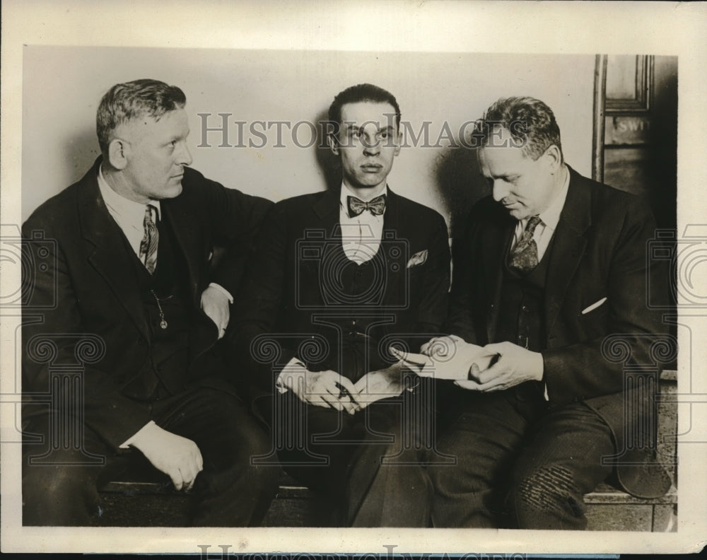 1927 Press Photo Walter Scholl Held For Slaying Children, F. Kosinski, M. Lying - Historic Images