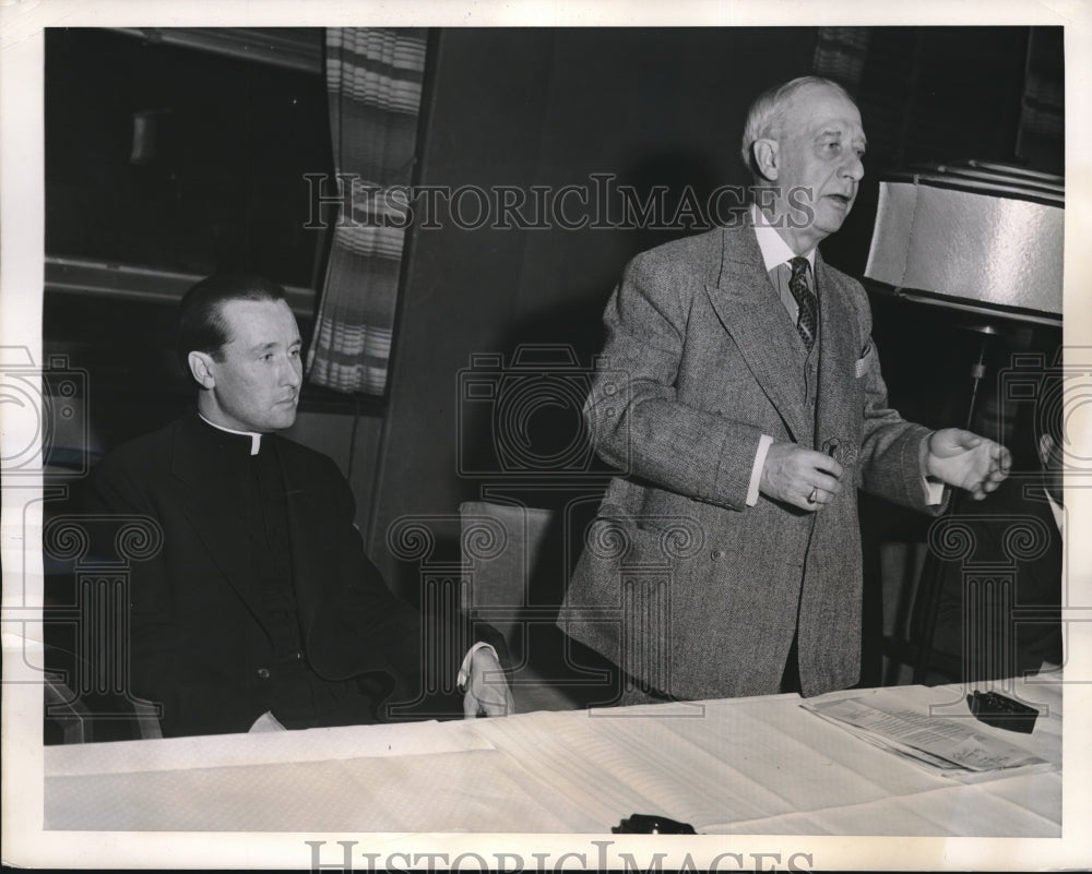 1941 Alfred Smith speaking at Archbishop&#39;s com for the Laity - Historic Images