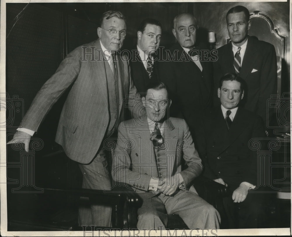 1931 Mayor James Walker meeting w/ his legal advisory team - Historic Images