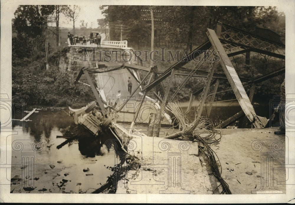 1921 Bridge Collapses Cuts Off Phone Services To Residents in Area - Historic Images
