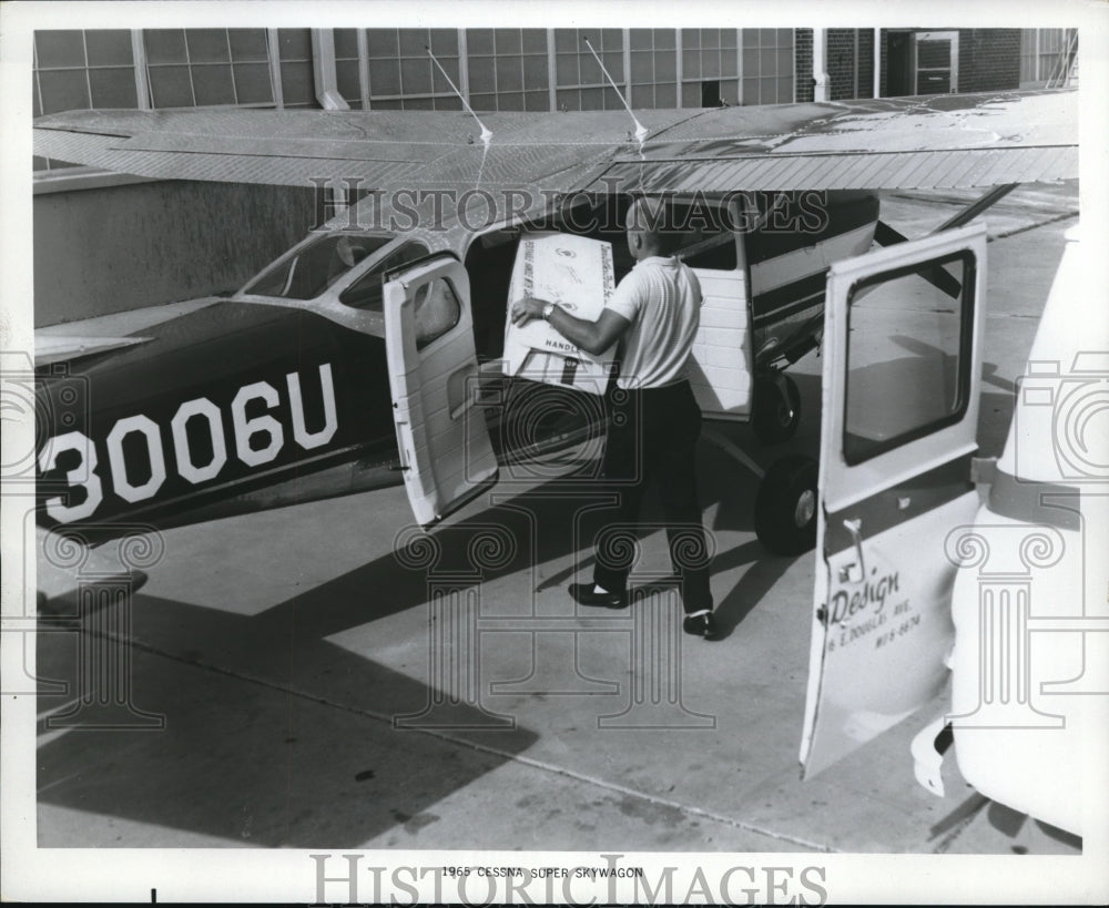 1965 Press Photo Cessna Super Skywagon - Historic Images