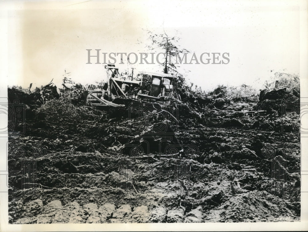 1941 Army Engineers constructing an airport runway in Alaska - Historic Images