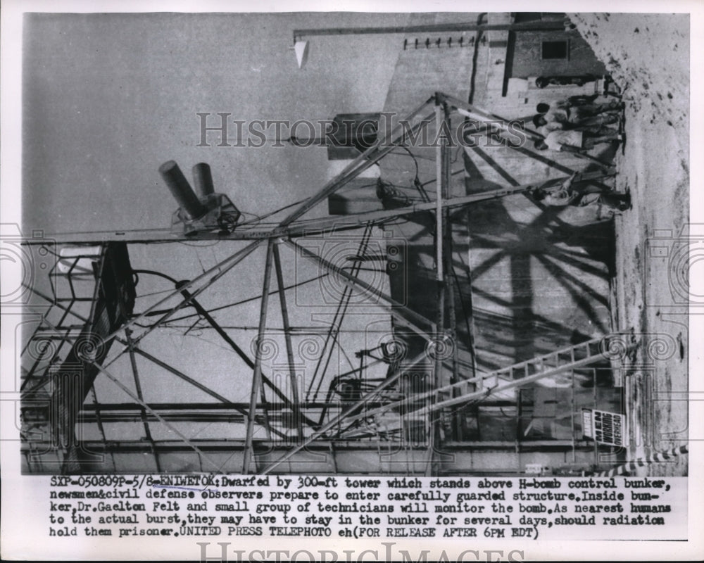 1956 Press Photo 300 ft tower stands over Hbomb control bunker - Historic Images