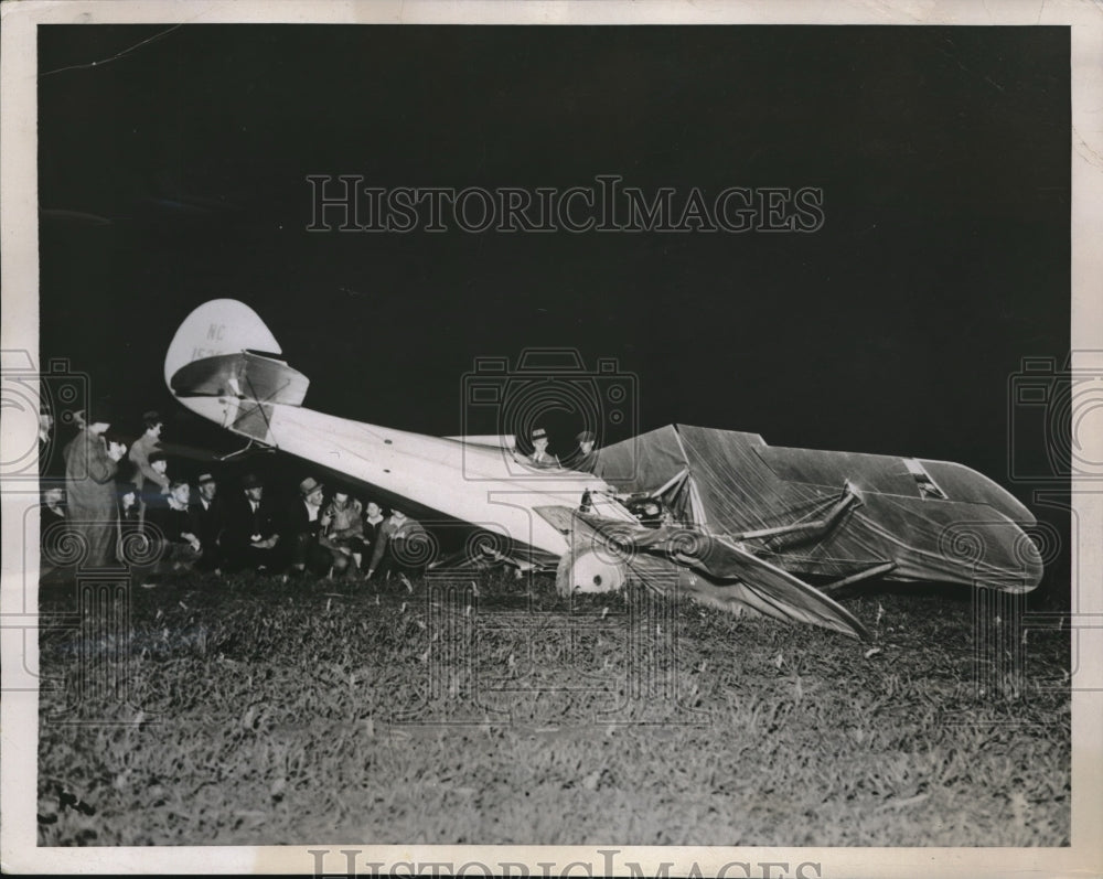 1937 Press Photo Plane piloted by Garland Pack crashed in Louisville, Ky - Historic Images