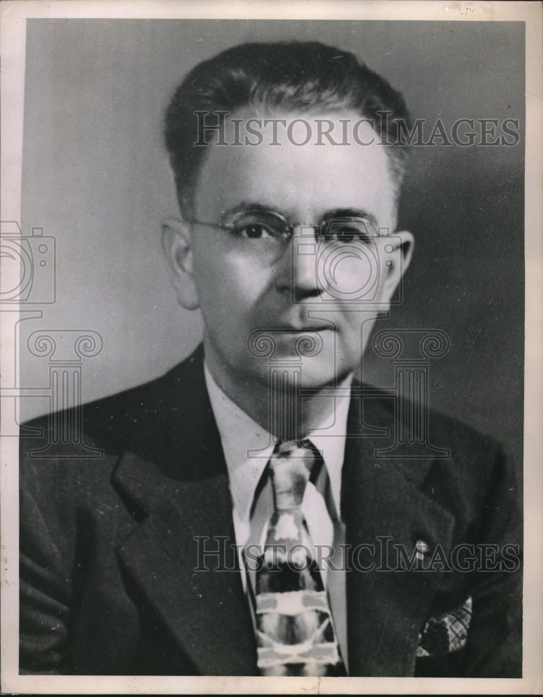 1951 Press Photo John D, Cantrell posing for photo - nec10924 - Historic Images