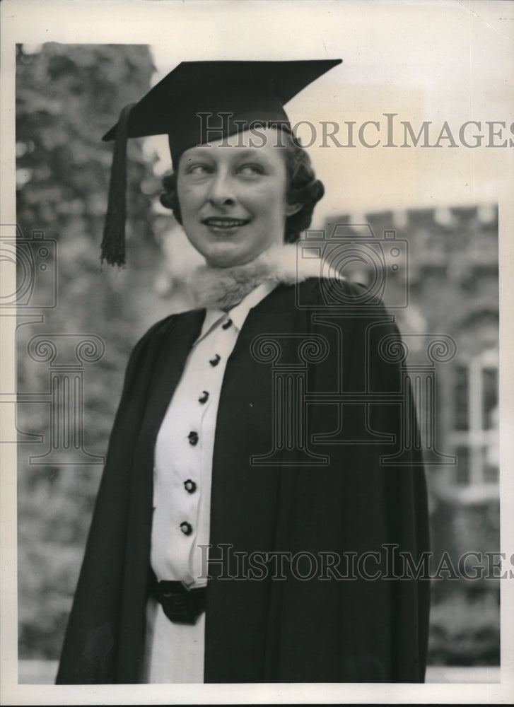 1940 Press Photo Marie Worster graduates from Bryn Mawr College - Historic Images