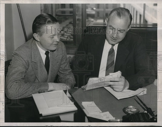 1938 Press Photo JE Brickett Distribution Officer & RC Alben Procurement Officer - Historic Images