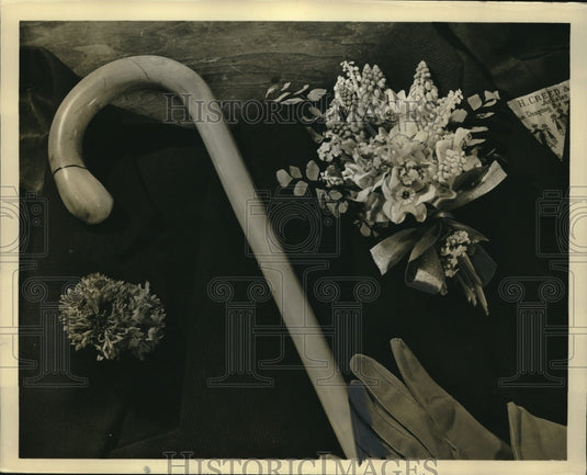 1936 men's boutonniere of wildflowers - Historic Images
