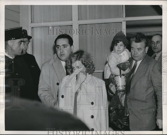 Press Photo Sylvie Paul (Face Hidden) Charged With Murder Of Housekeeper Africa - Historic Images