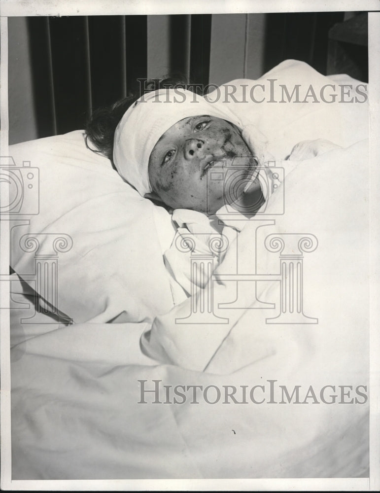 1934 Press Photo Young O.K. Wilson at Age 7, Victim of Flood in Montrose, CA - Historic Images