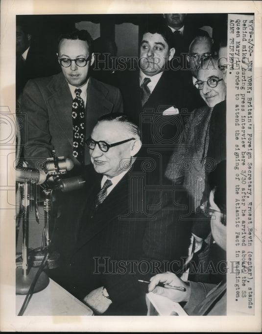 1949 Press Photo Britain's Foreign Sec. Ernest Bevin at Press Interview in NY - Historic Images