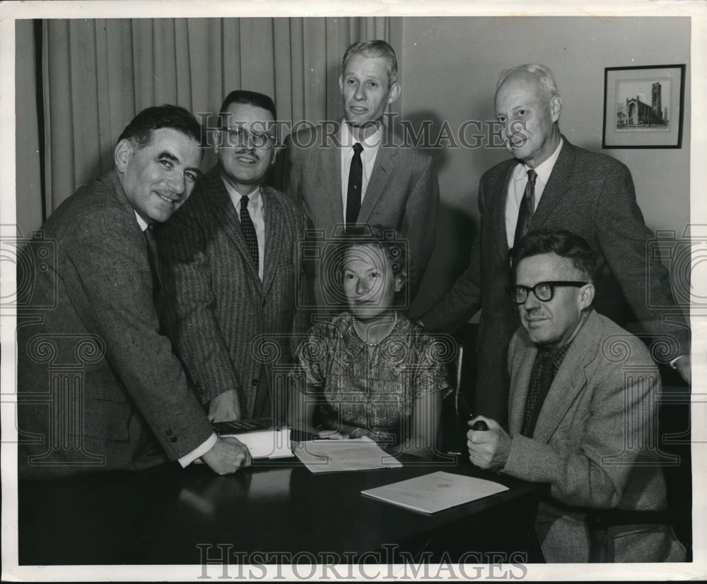 1959 Press Photo The Darwin Centennial Celebration committee members meeting - Historic Images