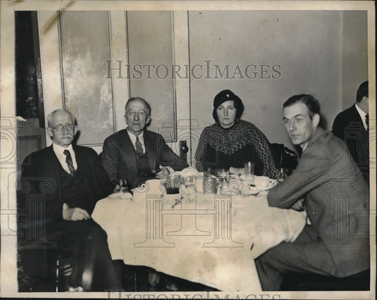 1935 Press Photo JW Trendley G.F Goodspeed Frau HIlda Braeunlich Jaenglein - Historic Images