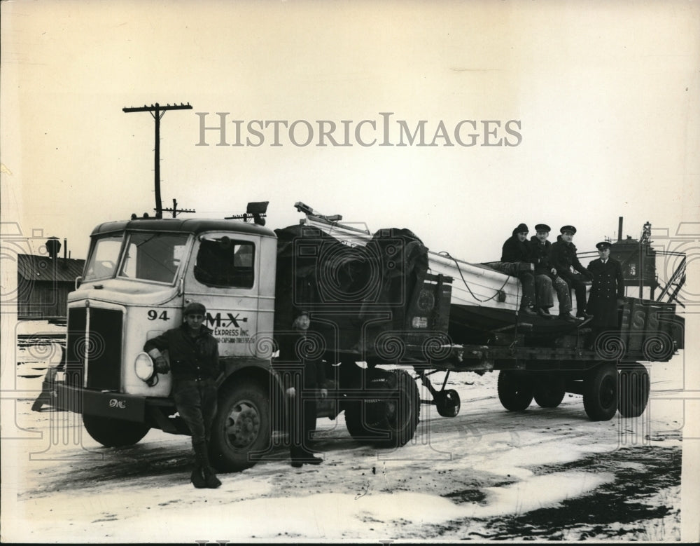 1936 Press Photo Cleveland Coast Guards Leave for Flood Section-Historic Images