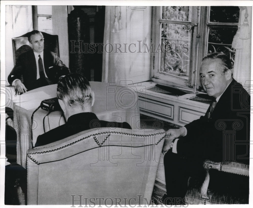 1970 French Prime Minister Jacques Chaben Delmas &amp; Mims Thomason - Historic Images