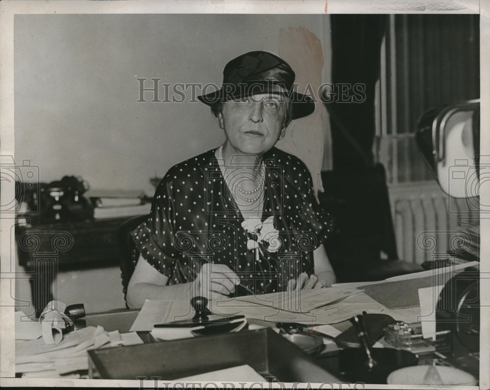 1933 Press Photo Marion Glass Bannister, new assistant treasurer of the US - Historic Images