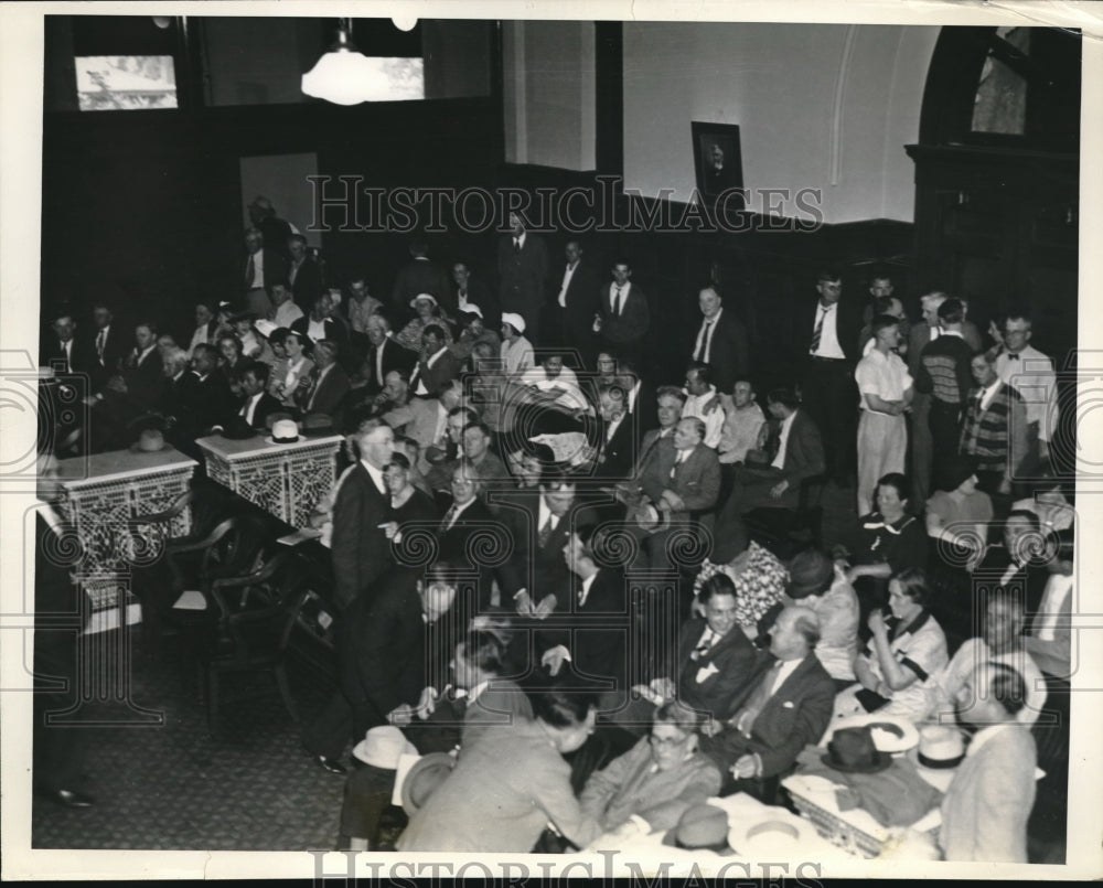 1937 Press Photo hearing to stop picketers at Republic Steel plant in Warren OH - Historic Images