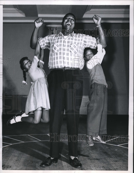 1957 Press Photo John McCurry with Vaughn Fubler & Allen in The Green Pastures - Historic Images
