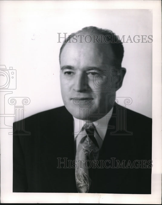 1952 Press Photo MC Harriman Manager Of Merchant Product Sales - Historic Images