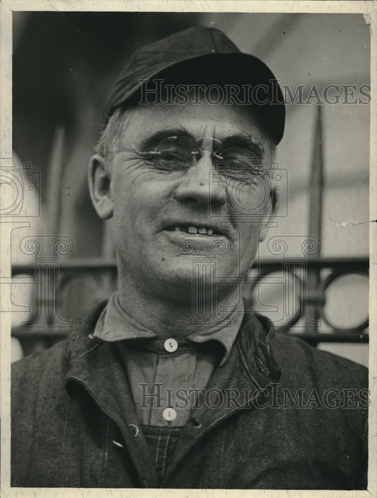 1926 Press Photo Rev. Morgan Isacc, SFC, Mission Congregational Church - Historic Images
