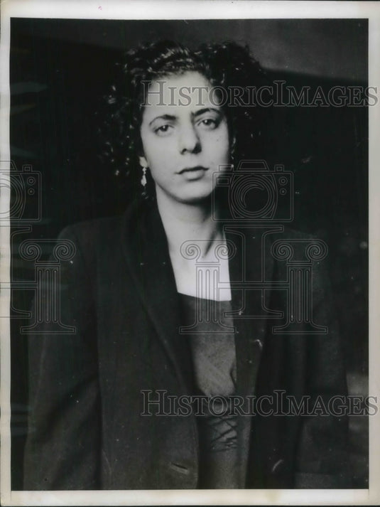 1950 Press Photo Woman - Historic Images