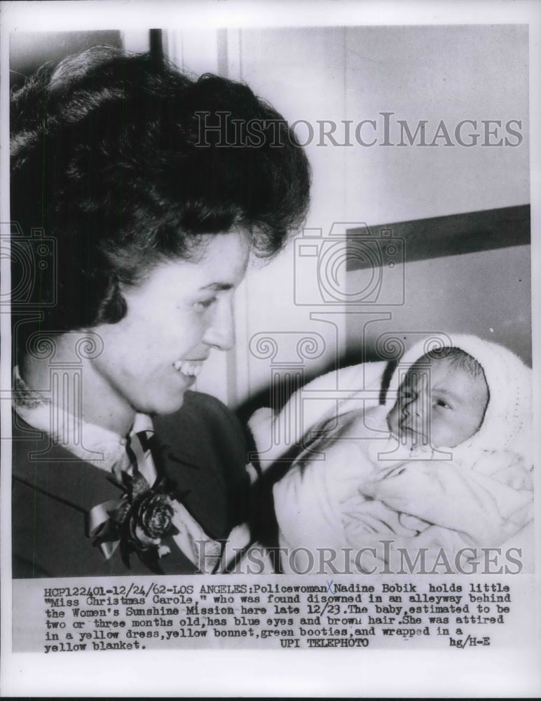 1962 Press Photo Little Miss Christmas Carole Abandoned Baby Found In Alleyway - Historic Images