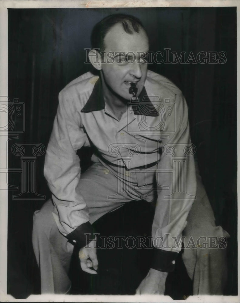 1945 Press Photo Balding Joe Burns Squats and Stands Ready to Blow His Whistle - Historic Images