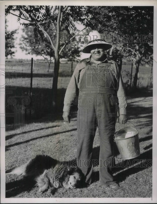 1940 Press Photo Roscoe Proctor Classmate of Willkie & His Dog - Historic Images